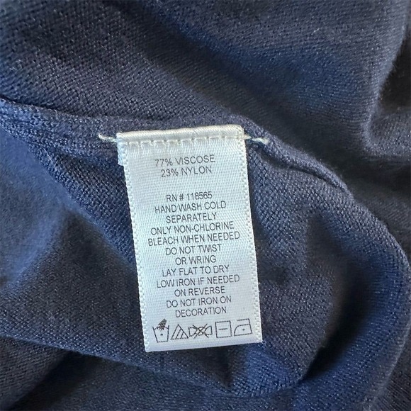 Quacker Factory Women's 2XS Blue Floral Embellished Cardigan Sweater - Picture 6 of 7